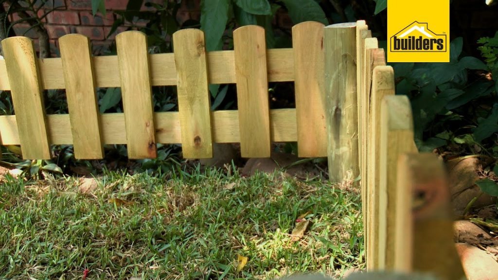 How to Build a Picket Fence: Step-by-Step Instructions How to Build a Picket Fence: Step-by-Step Instructions