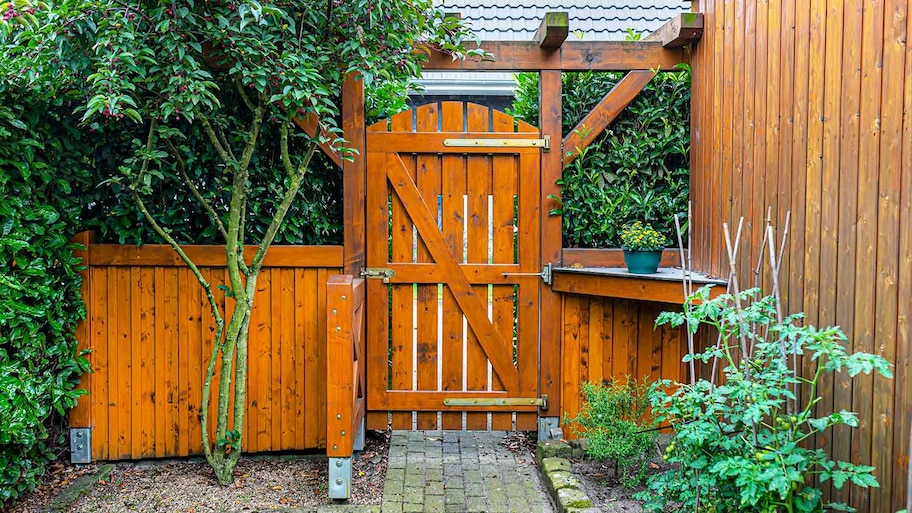 The Ultimate Guide to Building Your First Wooden Gate The Ultimate Guide to Building Your First Wooden Gate